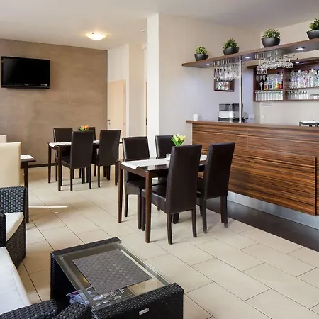 Hotell Cyro